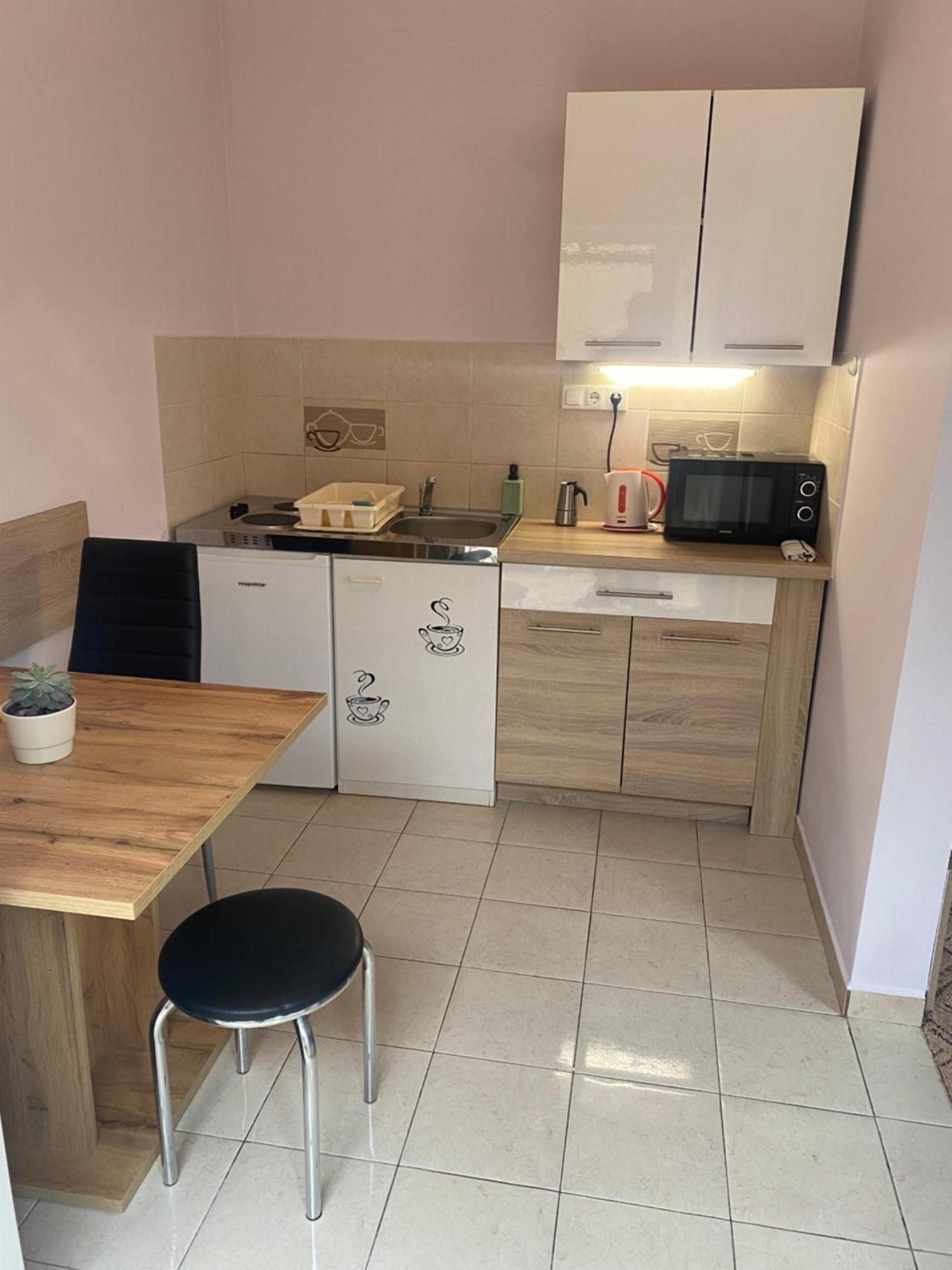 Apartamento Bakonyi Mandala Ház Bakonybél Exterior foto