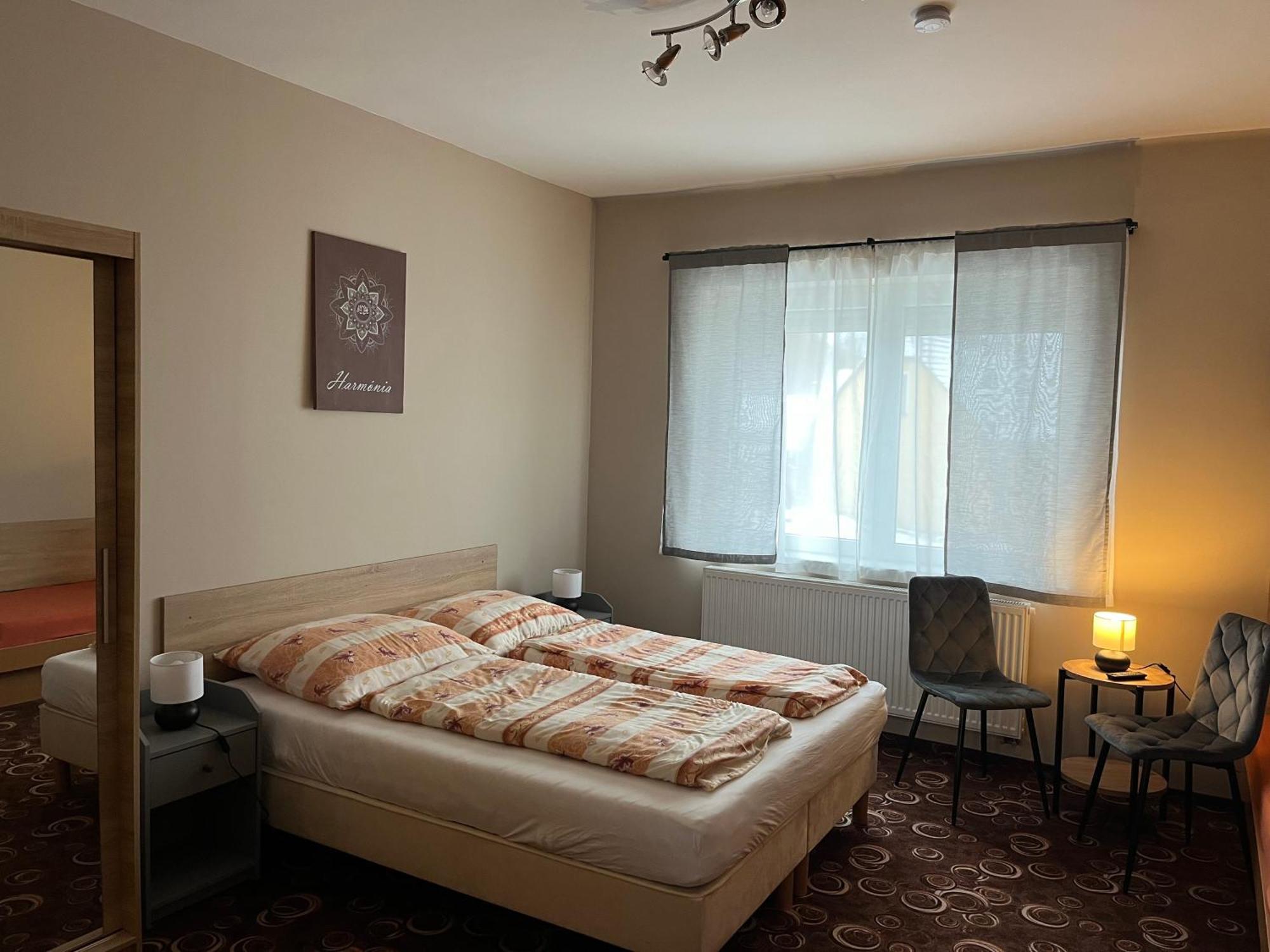 Apartamento Bakonyi Mandala Ház Bakonybél Exterior foto