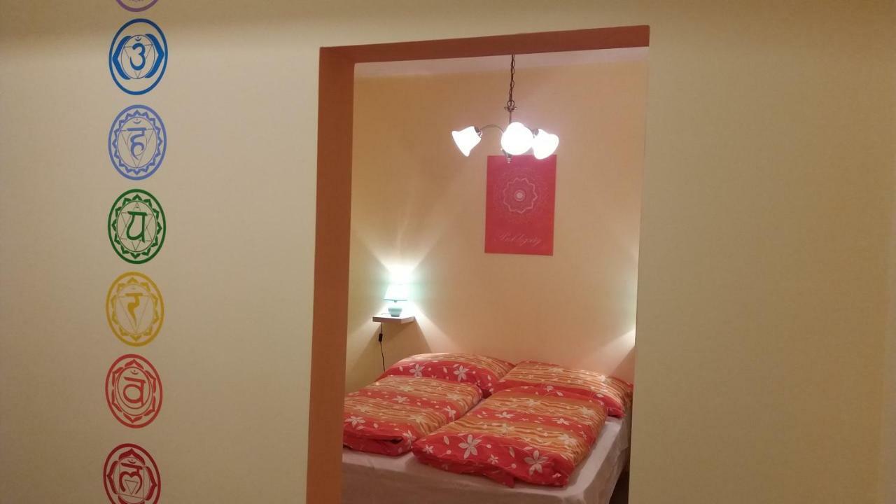 Apartamento Bakonyi Mandala Ház Bakonybél Exterior foto